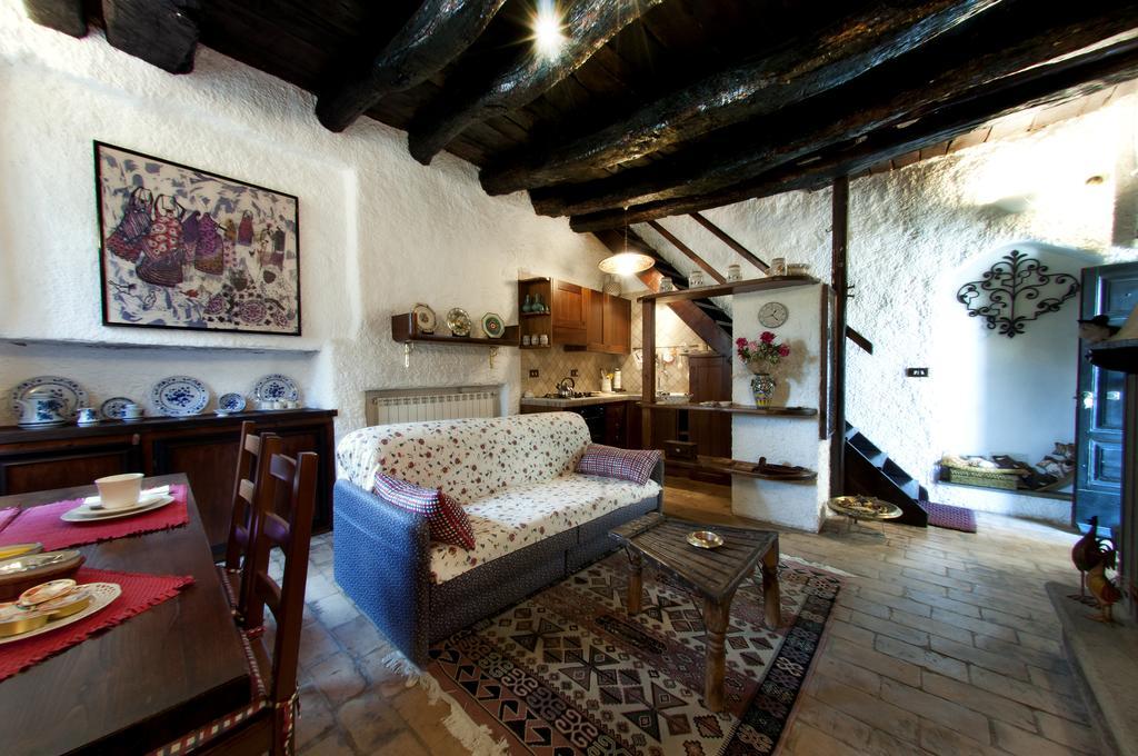 Mazzano RomanoCasa Graziella Al Borgoアパートメント 部屋 写真
